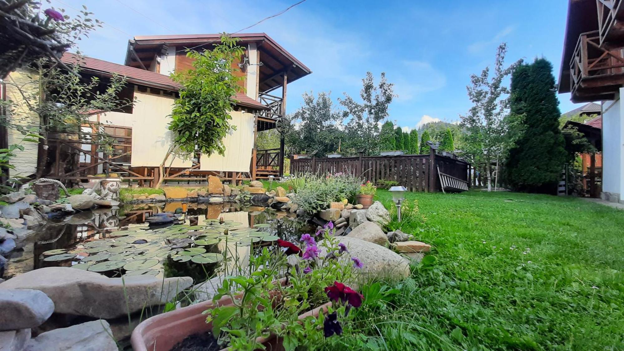Iryna ірина Country house