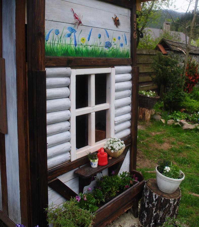 Iryna ірина Country house *